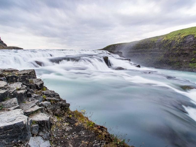 물류 관리 대시보드 "ShipTrack"
